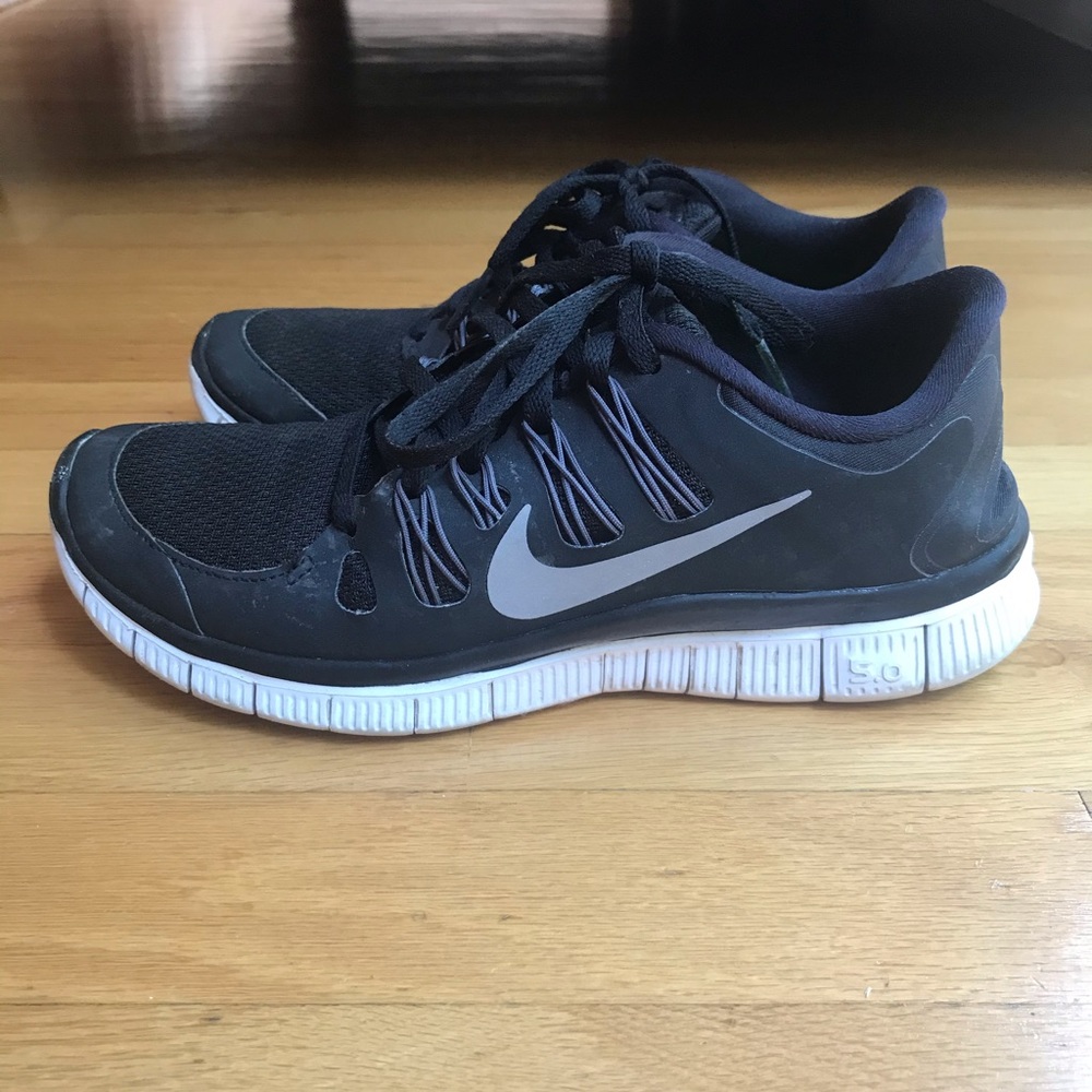 Nike running shoes- womens